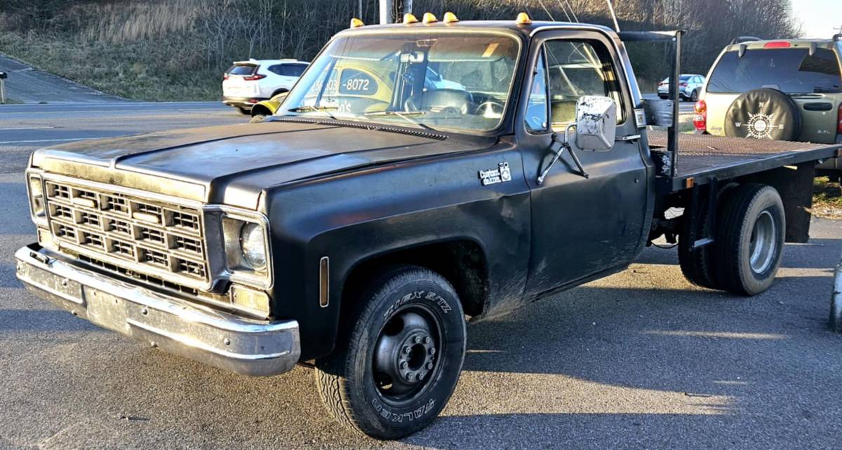 Chevrolet-3500-1977-black-1609338-12