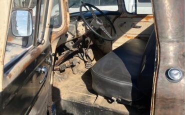 Chevrolet-3600-pickup-Pickup-1955-beige-and-green-beige-and-black-151451-7