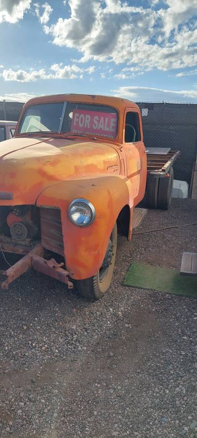 Chevrolet-4400-1949-orange-112654-1