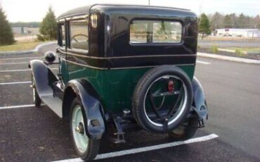 Chevrolet-AB-National-Berline-1928-Green-Gray-73555-4