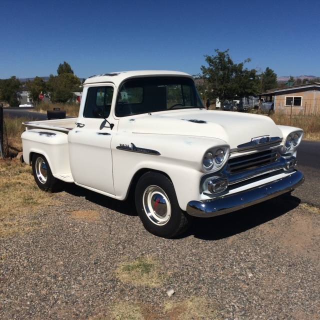 Chevrolet-Apache-1958-1