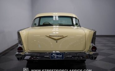 Chevrolet-Bel-Air150210-1957-Colonial-Cream-Cream-1099-9