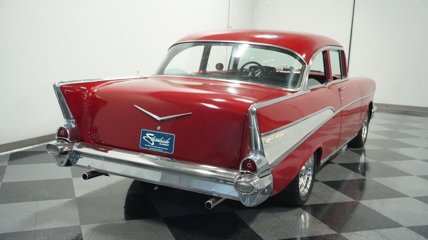 Chevrolet-Bel-Air150210-1957-Red-Black-694-10