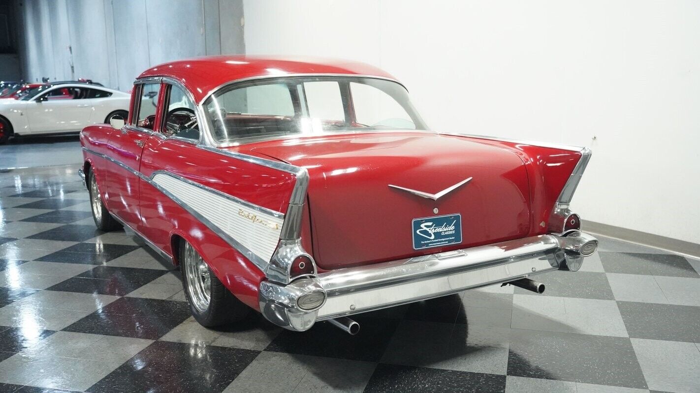 Chevrolet-Bel-Air150210-1957-Red-Black-694-8