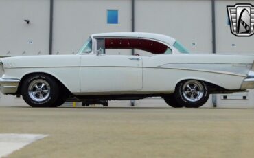 Chevrolet-Bel-Air150210-1957-White-Red-27624-4