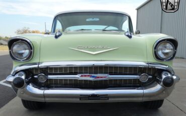 Chevrolet-Bel-Air150210-1957-Yellow-Black-128030-2