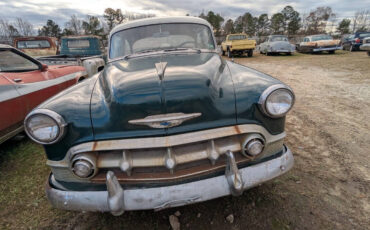 Chevrolet-Bel-Air150210-Berline-1953-Green-Tan-137493-2