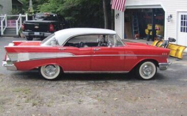 Chevrolet-Bel-Air150210-Berline-1957-Red-Black-80467-1