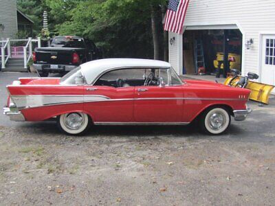 Chevrolet-Bel-Air150210-Berline-1957-Red-Black-80467-1