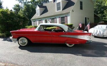 Chevrolet-Bel-Air150210-Berline-1957-Red-Black-80467-4