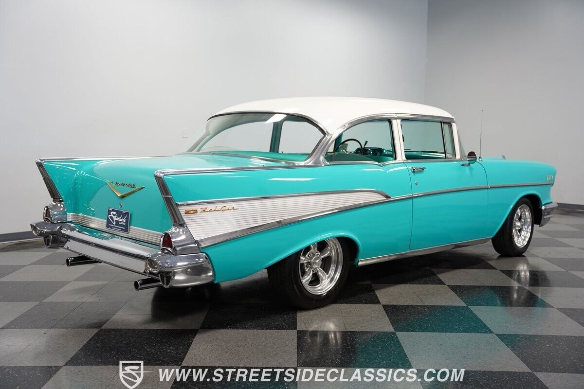 Chevrolet-Bel-Air150210-Berline-1957-Tropical-Turquoise-Turquoise-48089-13