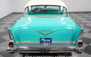 Chevrolet-Bel-Air150210-Berline-1957-Tropical-Turquoise-Turquoise-48089-28