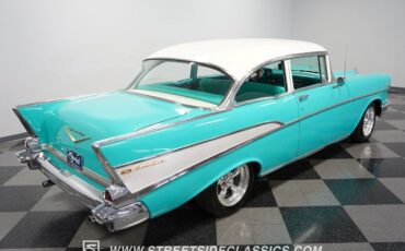 Chevrolet-Bel-Air150210-Berline-1957-Tropical-Turquoise-Turquoise-48089-29