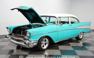 Chevrolet-Bel-Air150210-Berline-1957-Tropical-Turquoise-Turquoise-48089-35