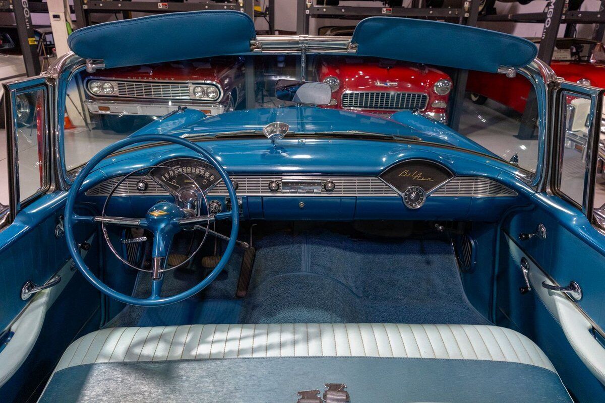 Chevrolet-Bel-Air150210-Cabriolet-1956-Blue-Blue-75089-1