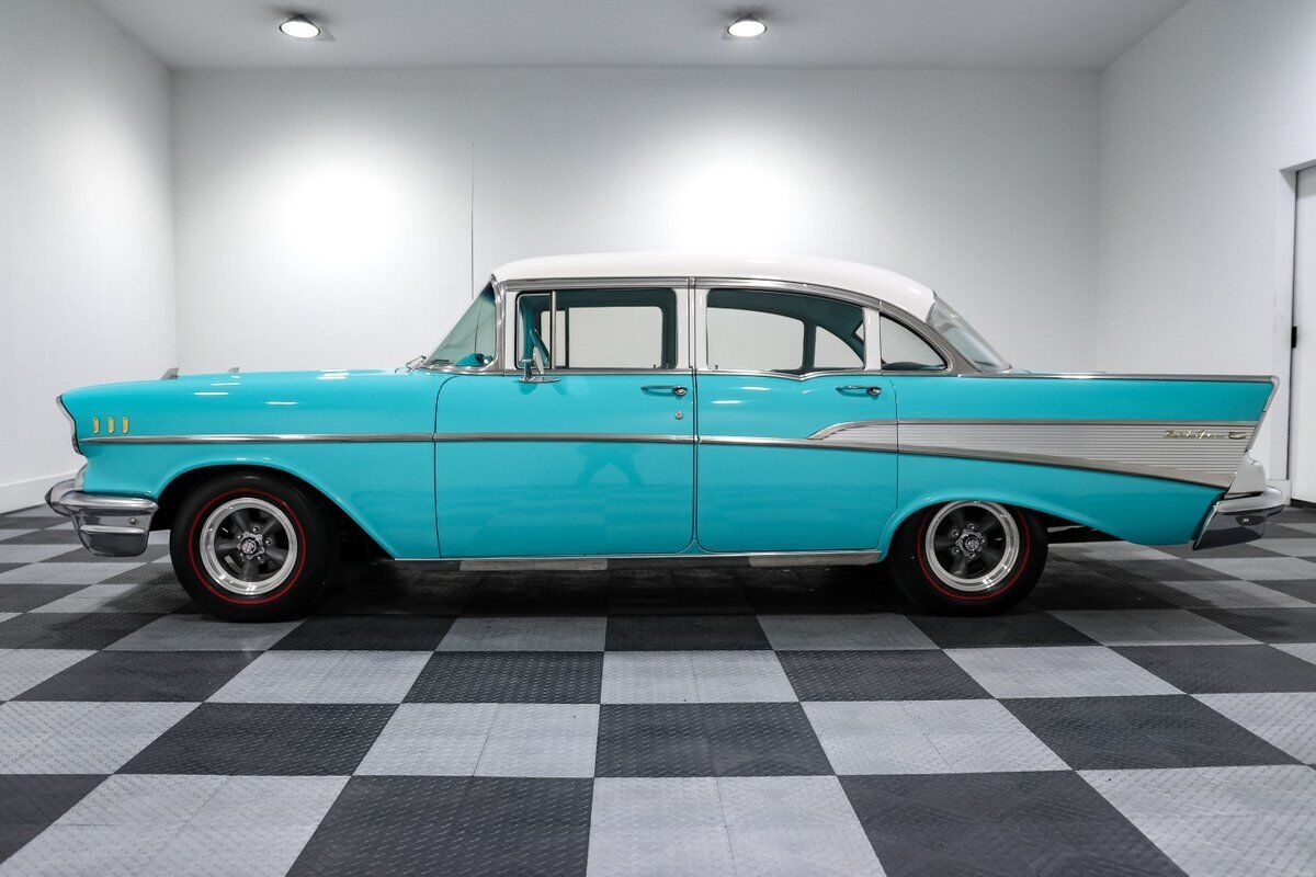 Chevrolet-Bel-Air150210-Coupe-1957-3