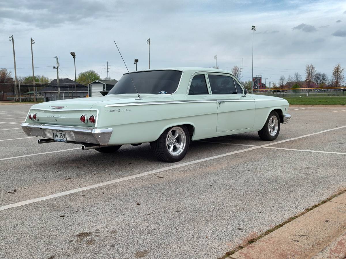 Chevrolet-Bel-air-1962-green-24140-8