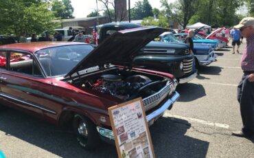 Chevrolet-Belair-1963-red-31825