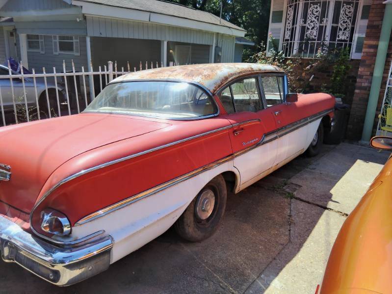 Chevrolet-Biscayne-1958-red-273588-1