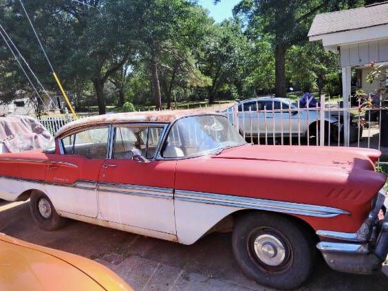 Chevrolet-Biscayne-1958-red-273588-2