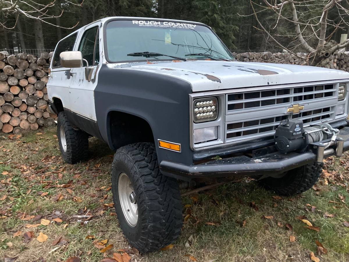 Chevrolet-Blazer-1986-2