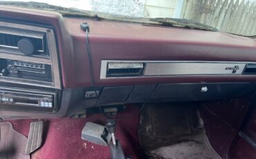 Chevrolet-Blazer-1986-Gray-Burgundy-215330-5