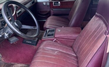 Chevrolet-Blazer-1986-Gray-Burgundy-215330-6