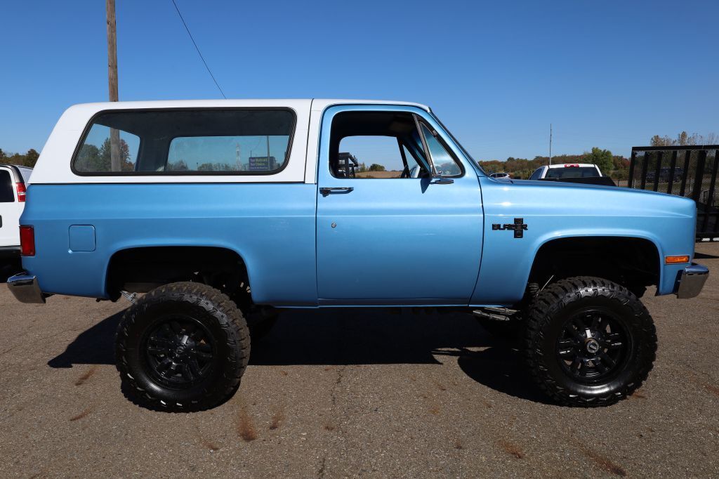 Chevrolet-Blazer-1987-Blue-133260-4