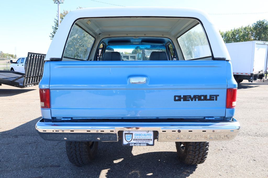 Chevrolet-Blazer-1987-Blue-133260-6