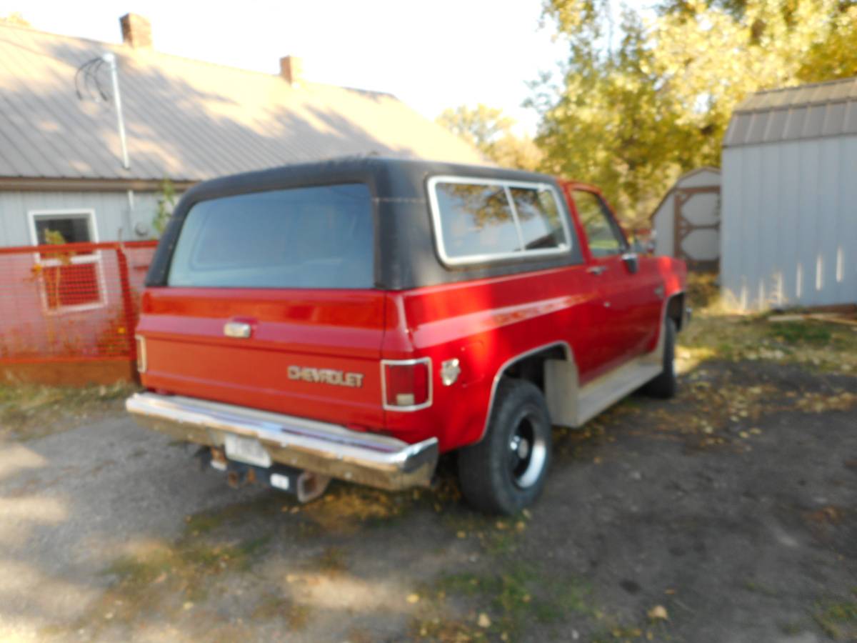 Chevrolet-Blazer-1988-3