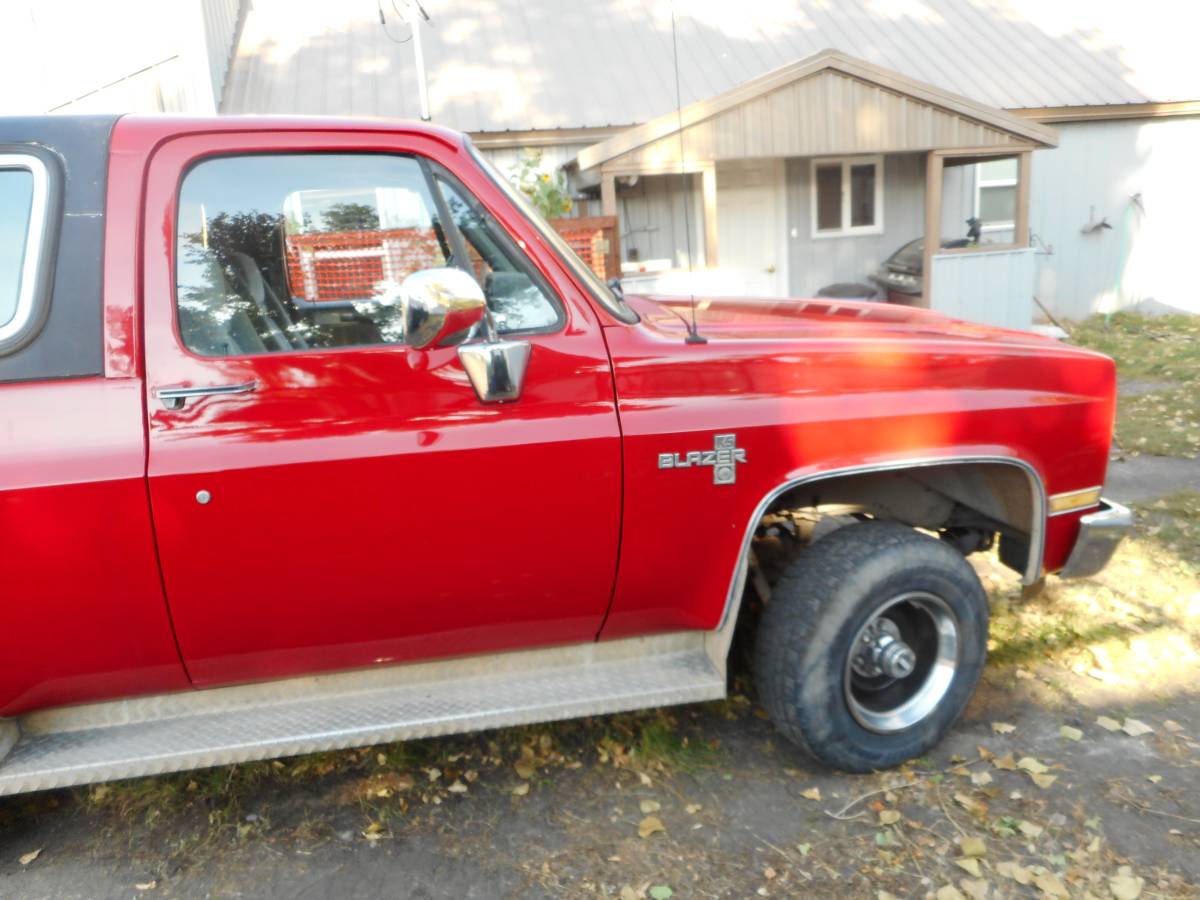 Chevrolet-Blazer-1988-4