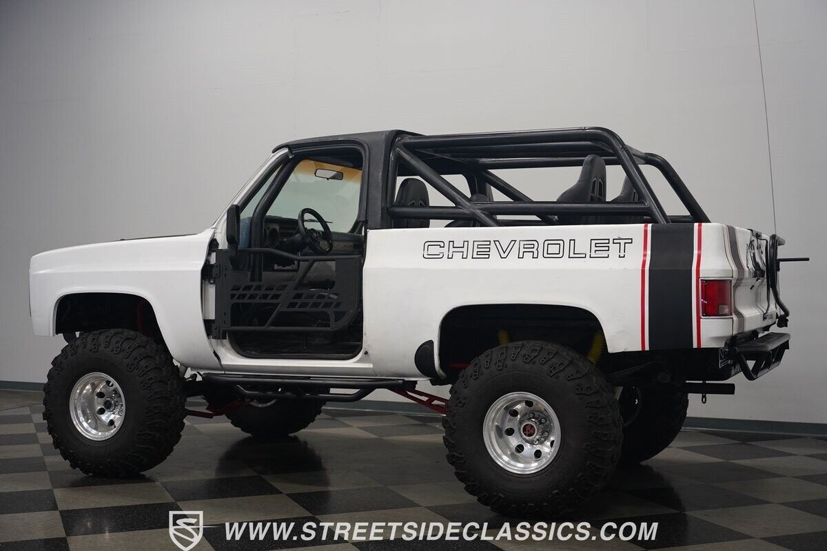 Chevrolet-Blazer-SUV-1973-White-Black-64565-9