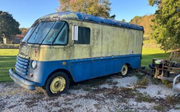 Chevrolet-Bread-van-1957-yellow-212364-1