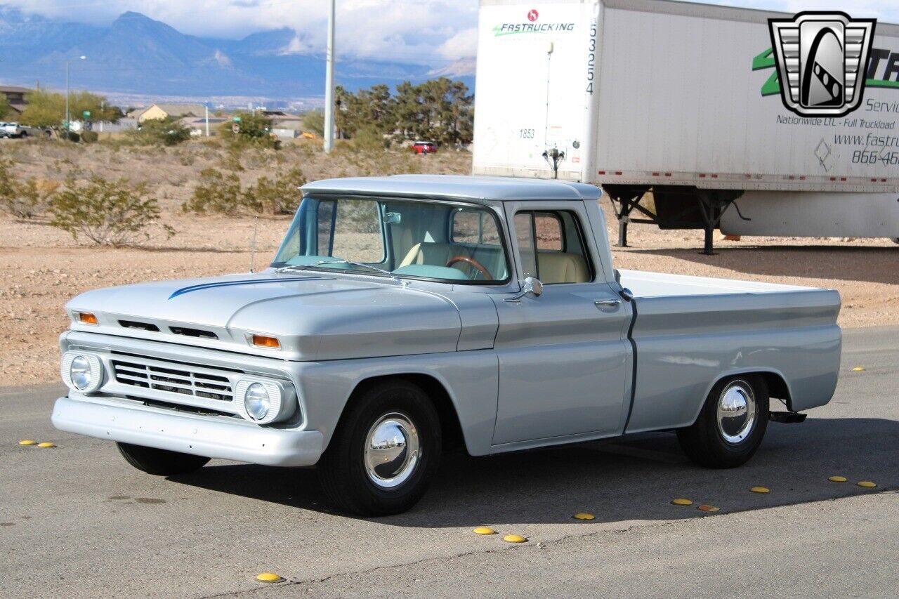 Chevrolet-C-10-1962-Gray-Tan-152571-5