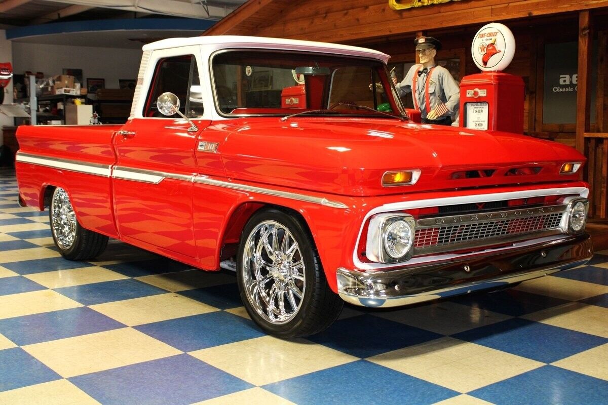 Chevrolet-C-10-1965-Red-Black-0-10