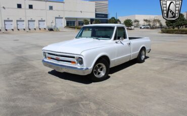 Chevrolet-C-10-1967-2