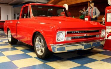 Chevrolet-C-10-1967-Red-Red-0-10