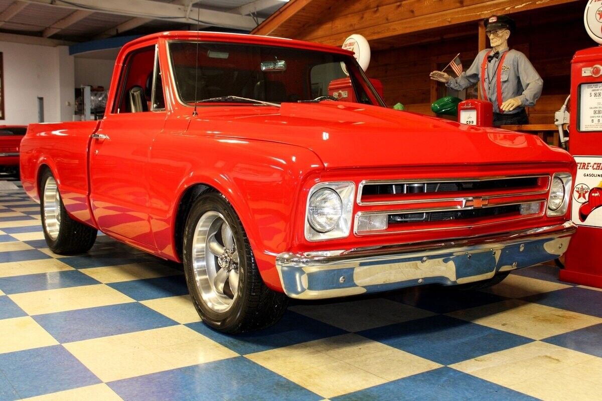 Chevrolet-C-10-1967-Red-Red-0-10