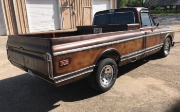 Chevrolet-C-10-1970-brown-56327-1