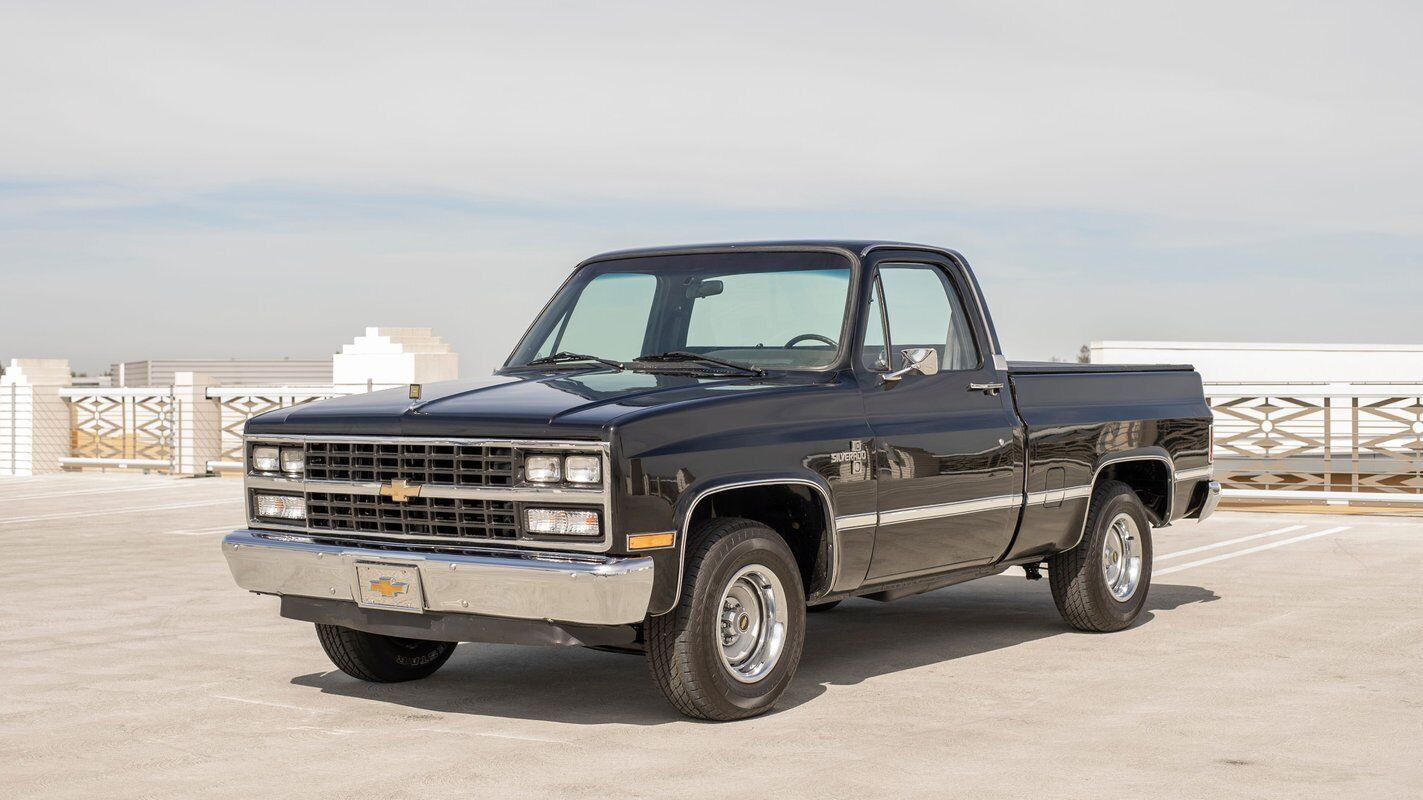 Chevrolet-C-10-1984-18