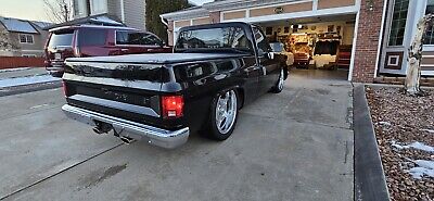 Chevrolet-C-10-1984-Black-126398-21