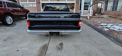 Chevrolet-C-10-1984-Black-126398-22