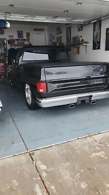 Chevrolet-C-10-1984-Black-126398-25