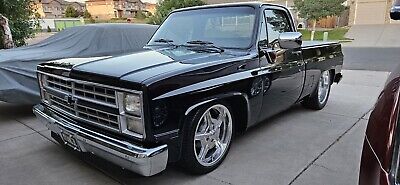 Chevrolet-C-10-1984-Black-126398-7