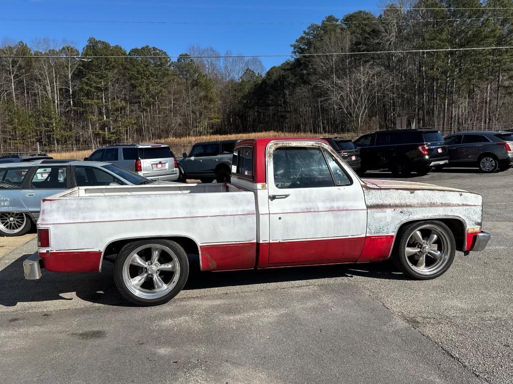 Chevrolet-C-10-1984-White-Red-0-11