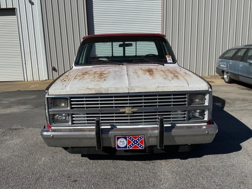 Chevrolet-C-10-1984-White-Red-0-2