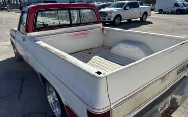 Chevrolet-C-10-1984-White-Red-0-23