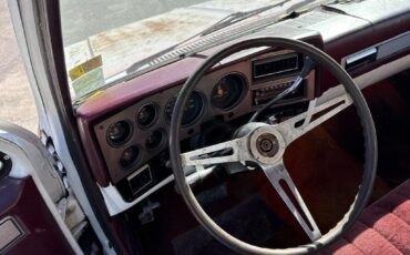 Chevrolet-C-10-1984-White-Red-0-36