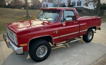 Chevrolet-C-10-1987-121505-1