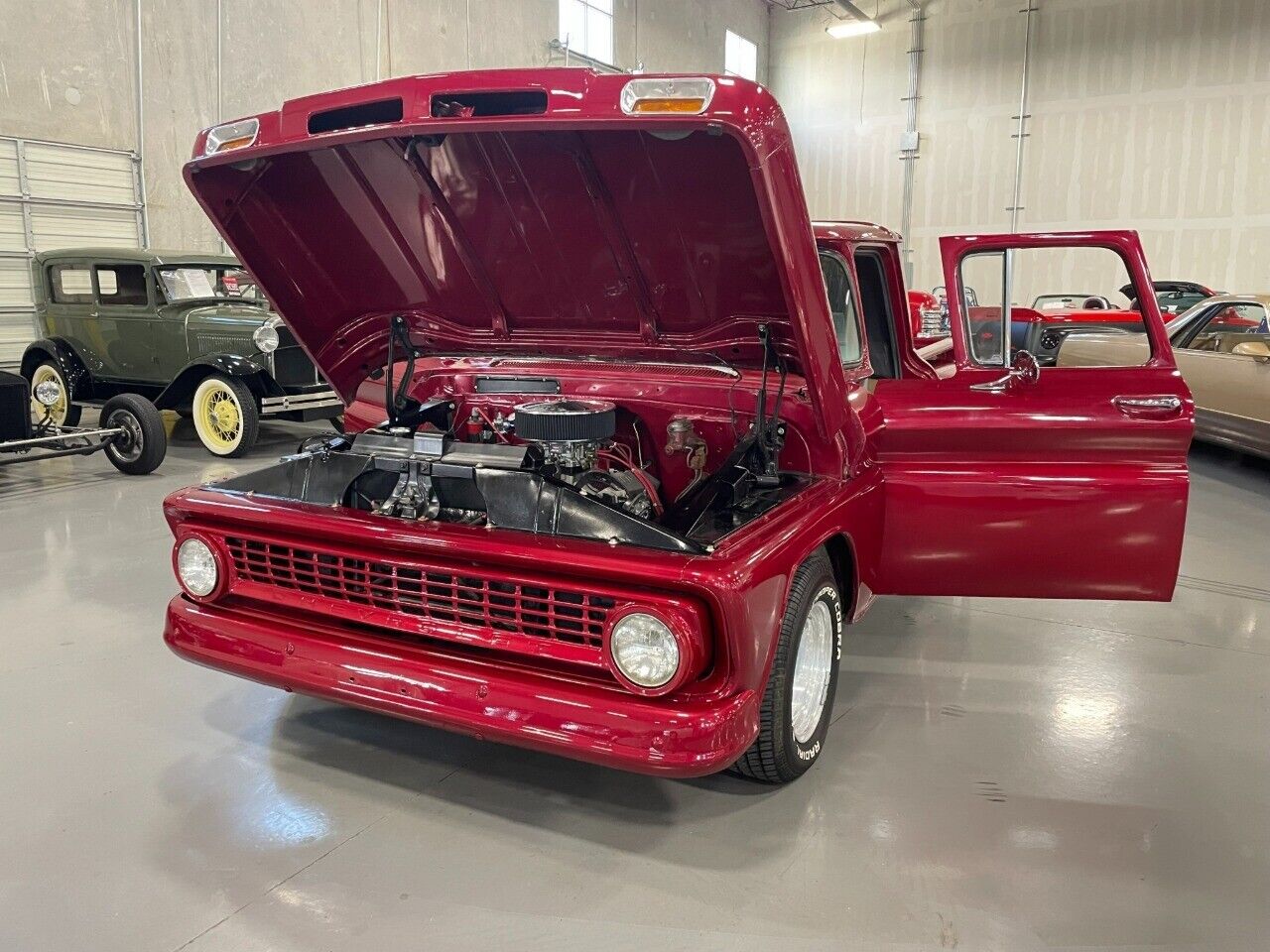 Chevrolet-C-10-Pickup-1963-Red-Gray-67592-8